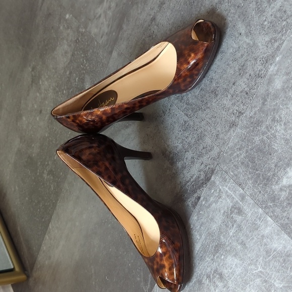 Cole Haan Nike Air Leopard Print Patent Leather Peep Toe Pumps Brown 7AA classic - Picture 3 of 9